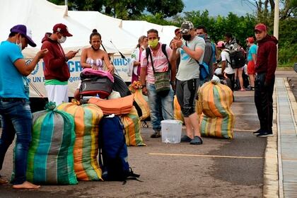 Los primeros 300 venezolanos en retornar esta semana (EFE)