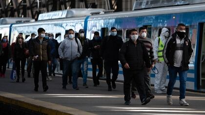 El barbijo, indispensable para salir de los hogares (Foto: Franco Fafasuli)