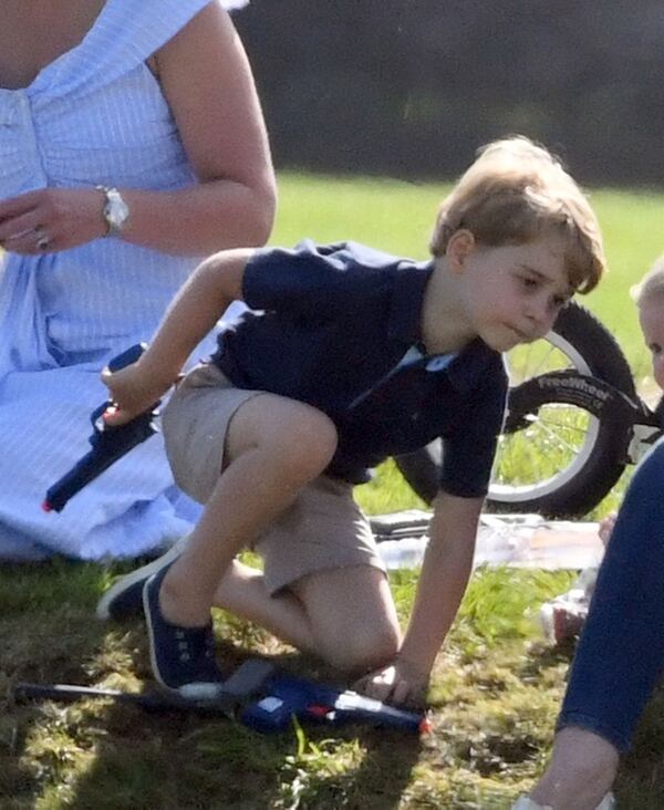 El príncipe George, 4, es el heredero a la corona británica (The Grosby Group)