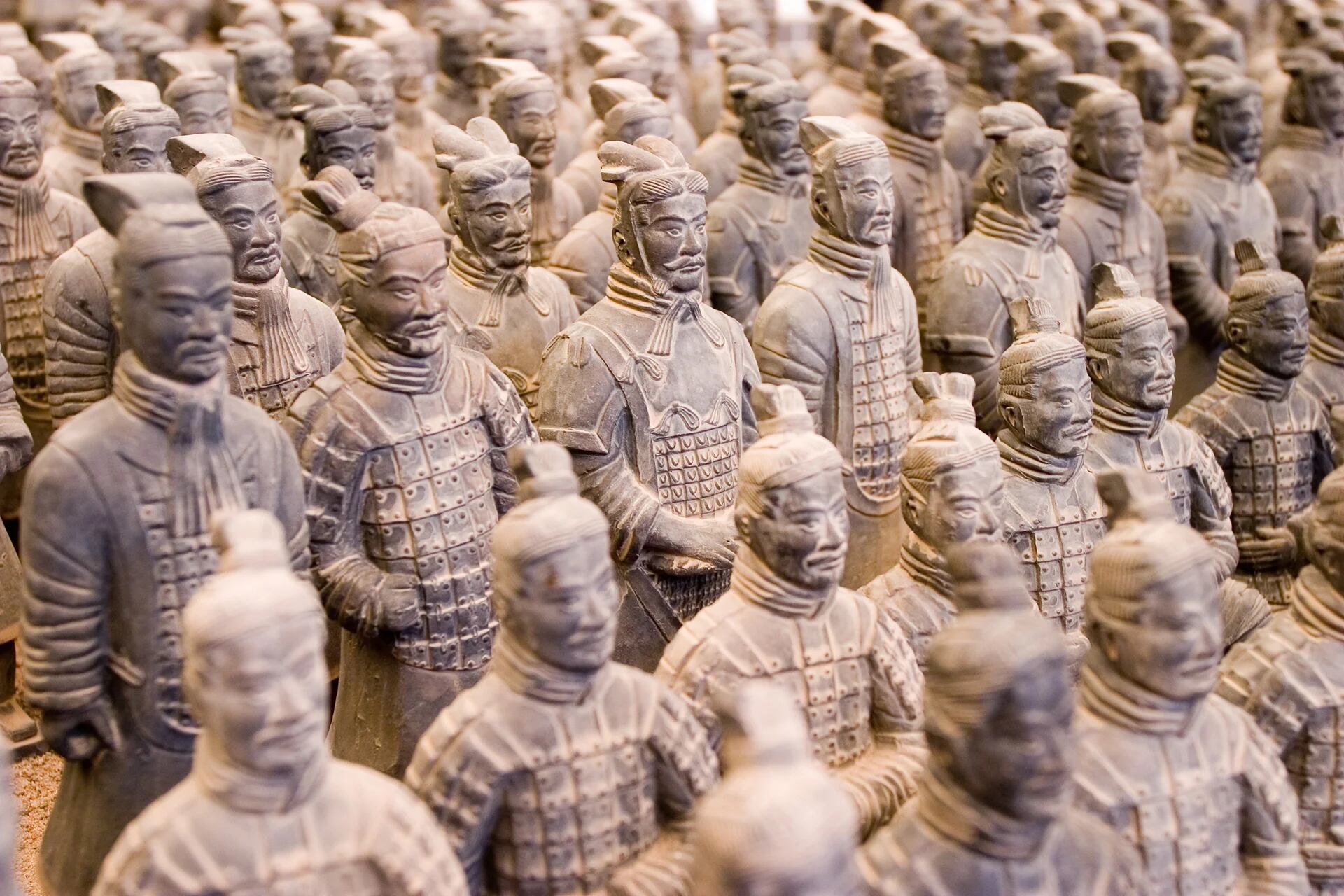 Unos 8.000 guerreros de terracota protegen la tumba del primer emperador chino, Qin Shi Huan