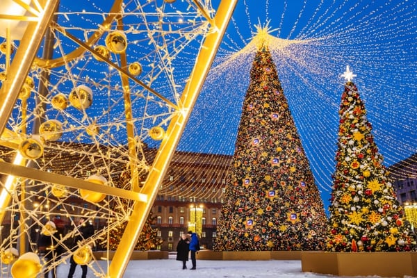 La plaza de Lubyanka, en Moscú, Rusia, en vísperas de esta importante y tradicional festividad