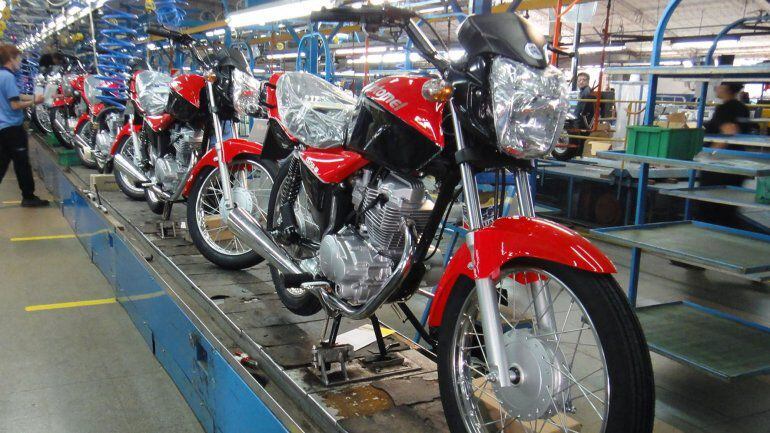 El stock de motos es limitado por las restricciones a las importaciones, pero aún así las ventas crecieron en los primeros meses del año.