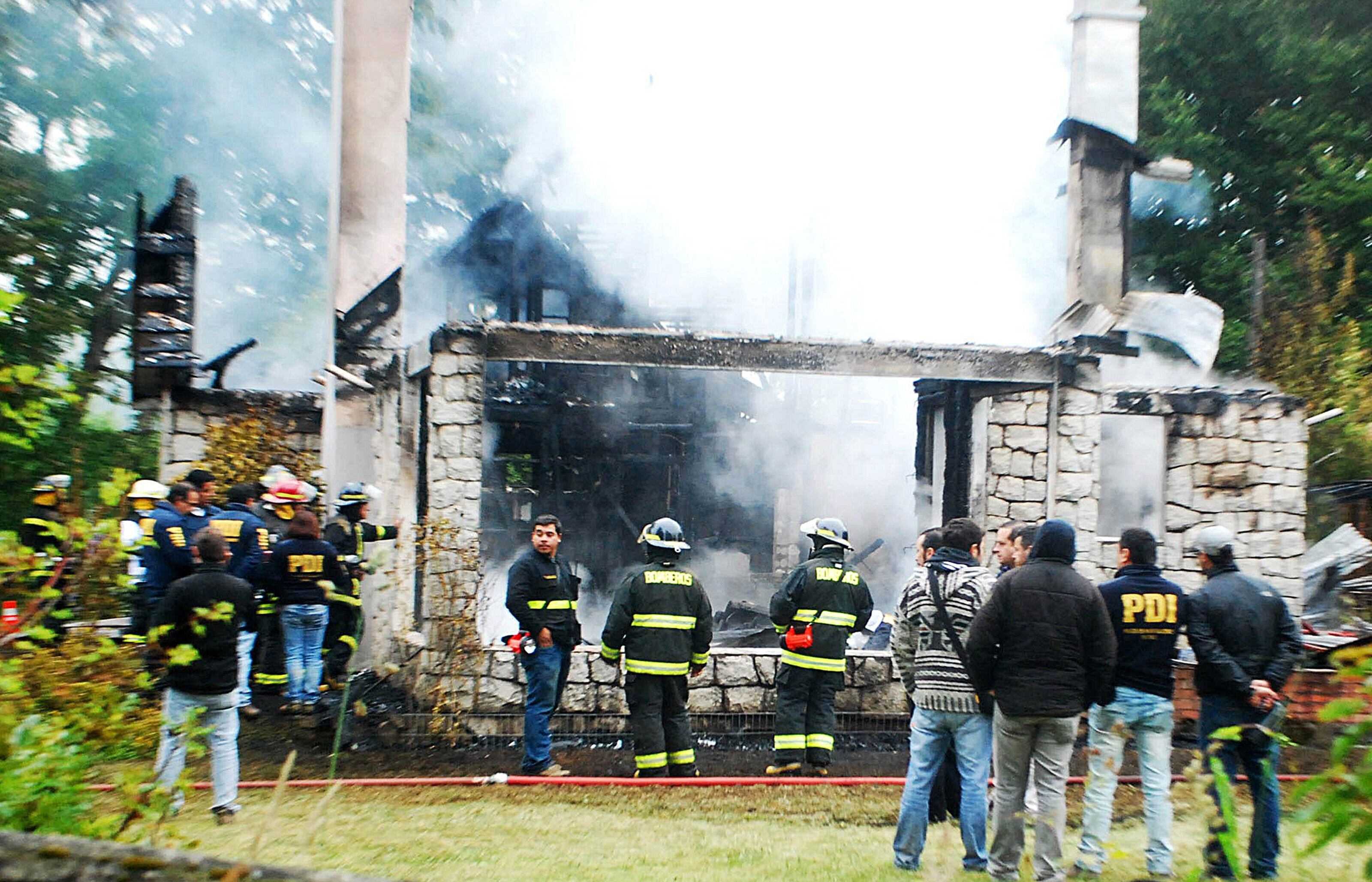 Tres ataques en 24 horas dejan tres avionetas y una casa quemada en el sur Chile