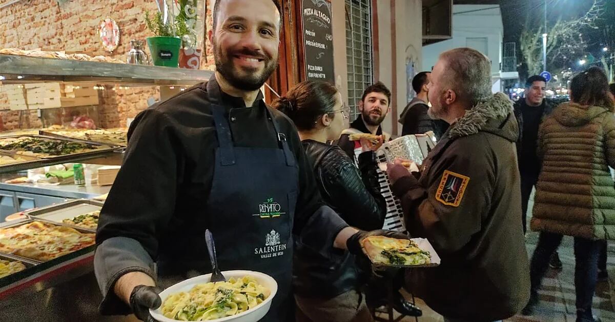 Gelato “Tricolore” per Berlusconi e la sua cotta per Plaza Serrano: romani che vengono in vacanza e restano