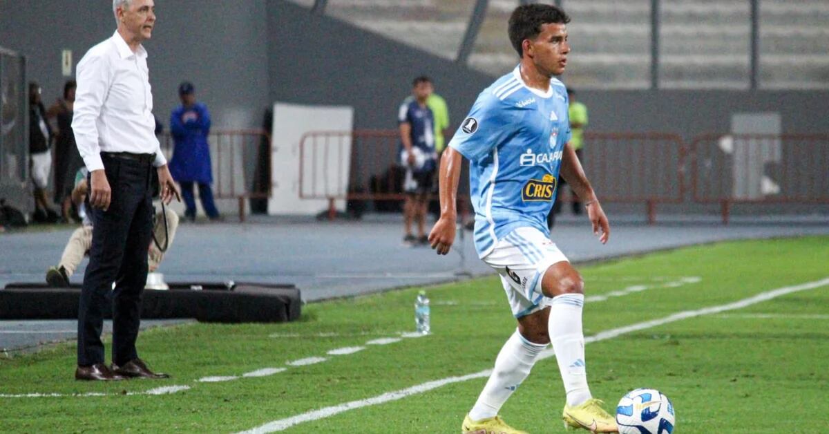 Jhilmar Lora answered if he wants to focus on his big goal with Sporting Cristal against Nacional for the Copa Libertadores