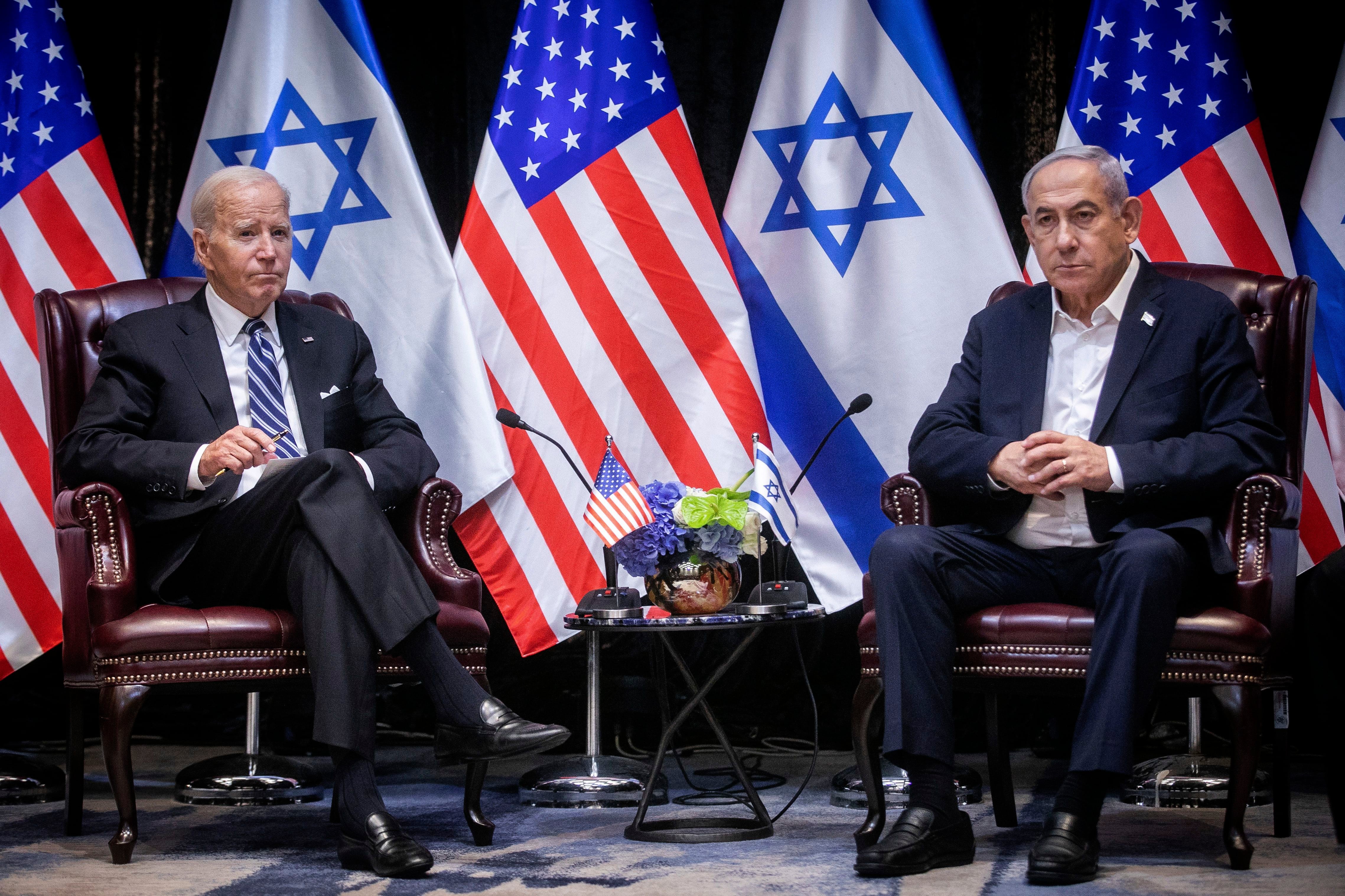 El presidente de Estados Unidos, Joe Biden, junto al primer ministro israelí, Benjamin Netanyahu, en Tel Aviv esta semana 