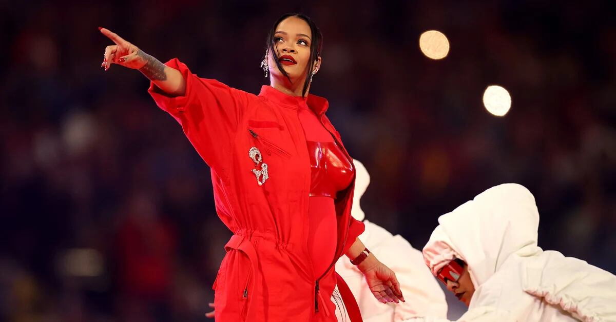 Rihanna shines again with the Super Bowl, this time on TikTok