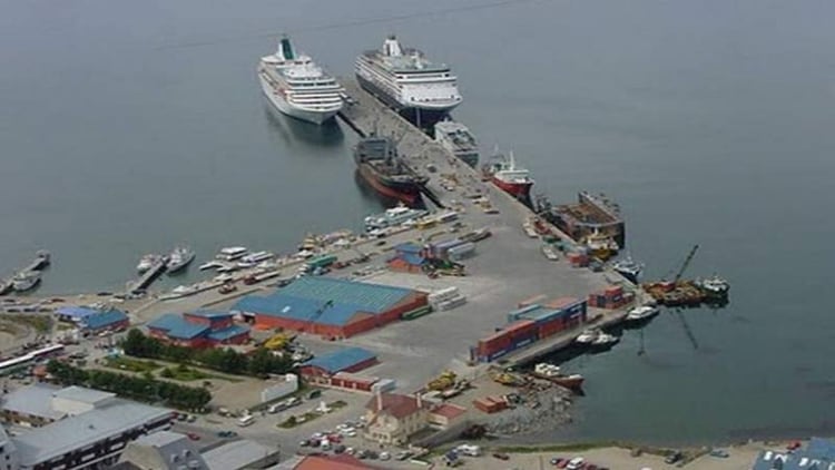 El puerto de Ushuaia no tiene capacidad para albergar el tráfico marítimo entre noviembre y abril