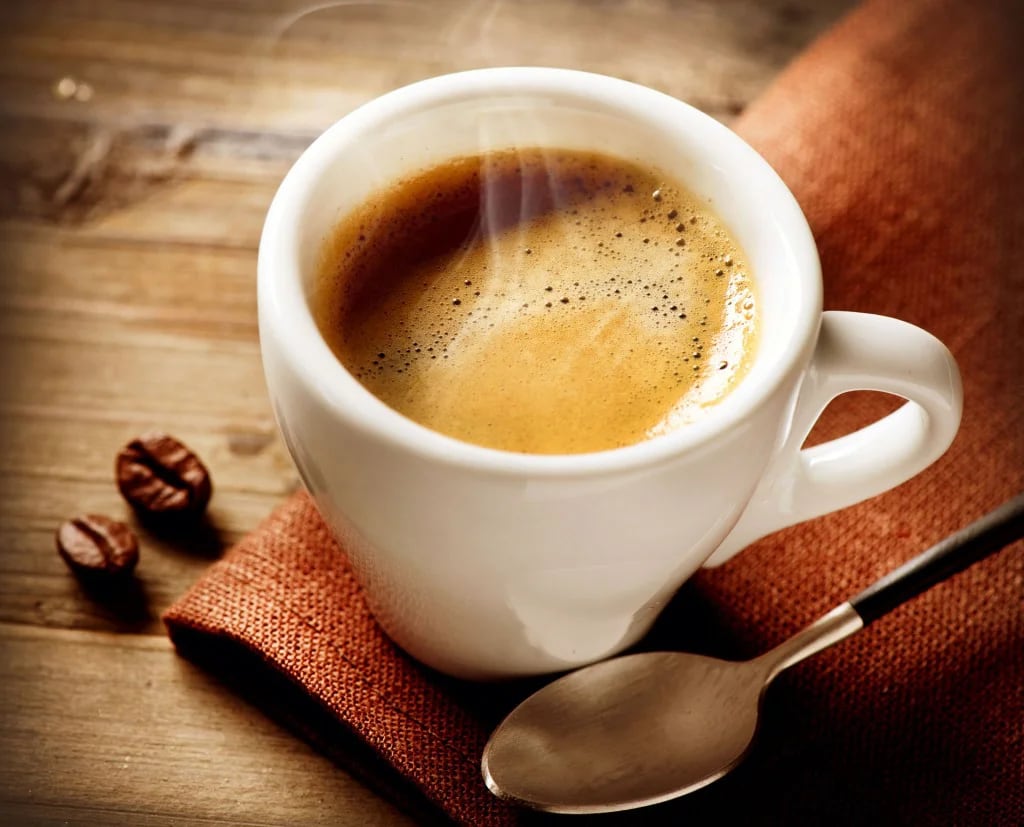 El café para la OMS no es cancerígeno pero se debe tomar a menos de 65 grados de temperatura para no aumentar el riesgo de sufrir cáncer de esófago