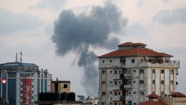 Resultado de imagen para Israel realiza bombardeos a gran escala en la Franja de Gaza en respuesta a los ataques del grupo terrorista Hamas