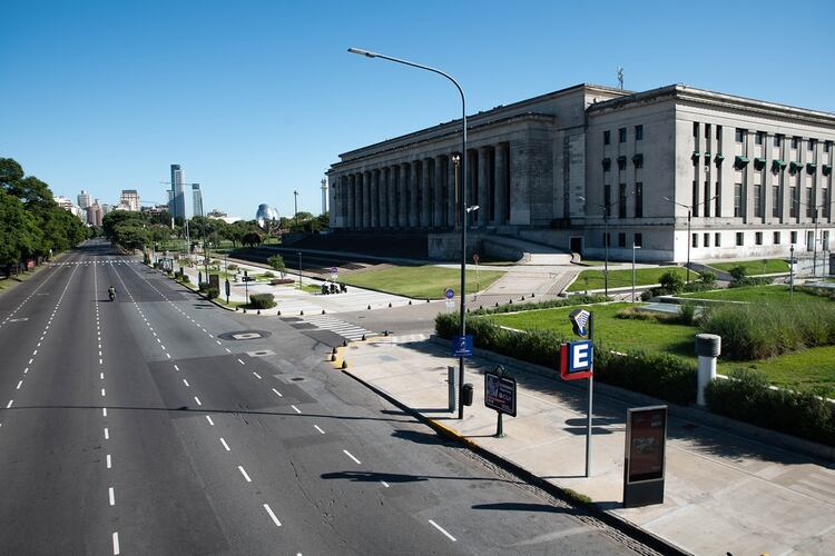 En ciudad y provincia de Buenos Aires hubo cientos de denuncias por personas que no respetan la cuarentena