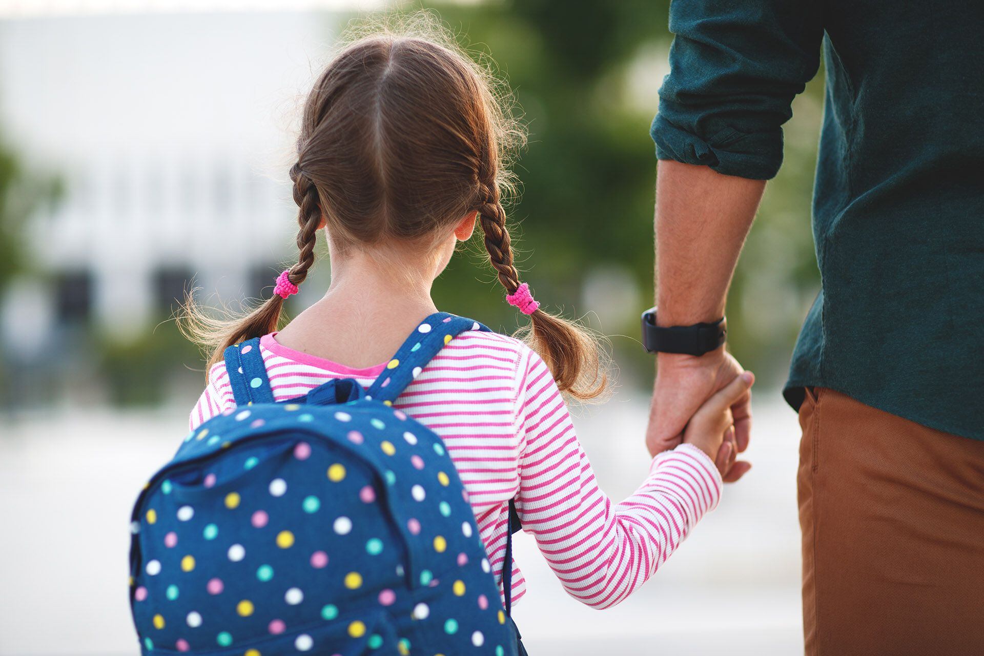 El doctor Sergio Snieg aconsejó consultar a especialistas cuando los padres se ven desbordados por la situación de poner límites o se ven imposibilitados a la hora de hacerlo (Shutterstock)