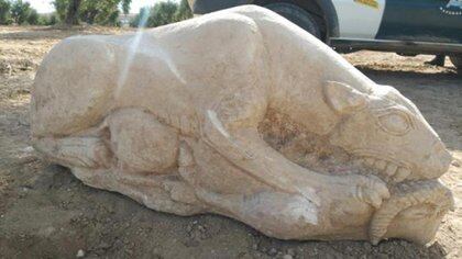 Es una escultura redonda, tallada en piedra caliza y que pesa aproximadamente 166 kg (Cortesía: Diario de Córdoba / Diario de Sevilla)
