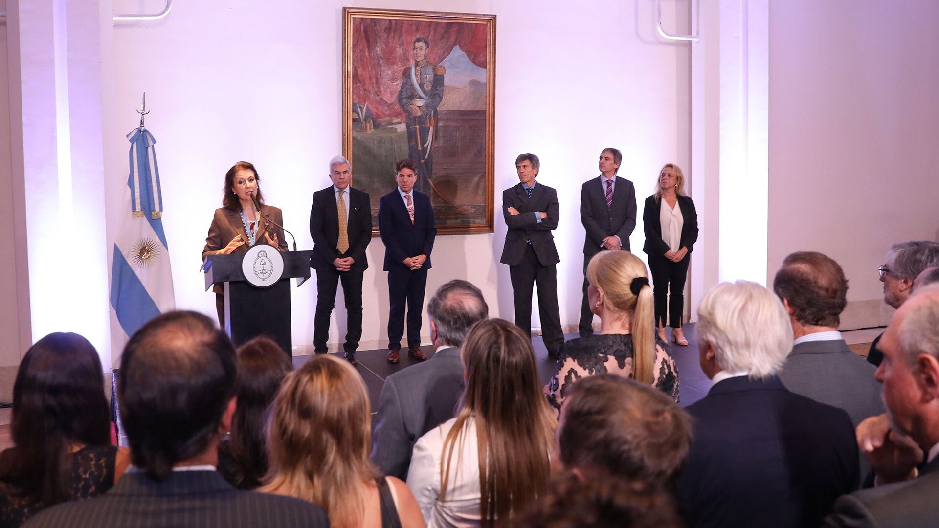 Diana Mondino presentó a su equipo de funcionarios en el Palacio San Martín