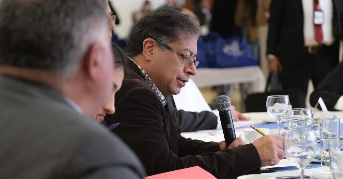 Gustavo Petro announced a “second peace process” with Farc dissidents