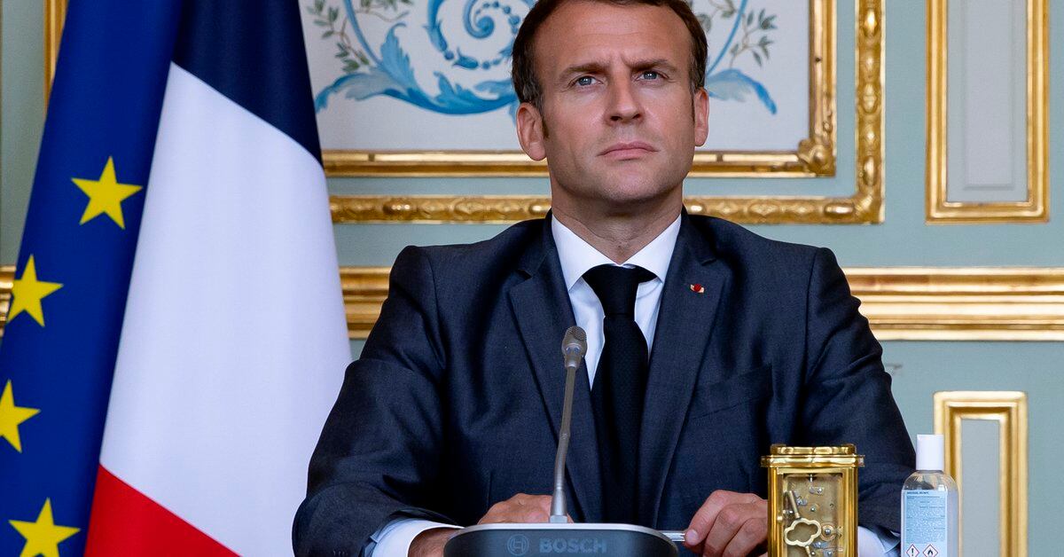 After the knife attack in Paris, Emmanuel Macron said that France will not give in to “Islamist terrorism”