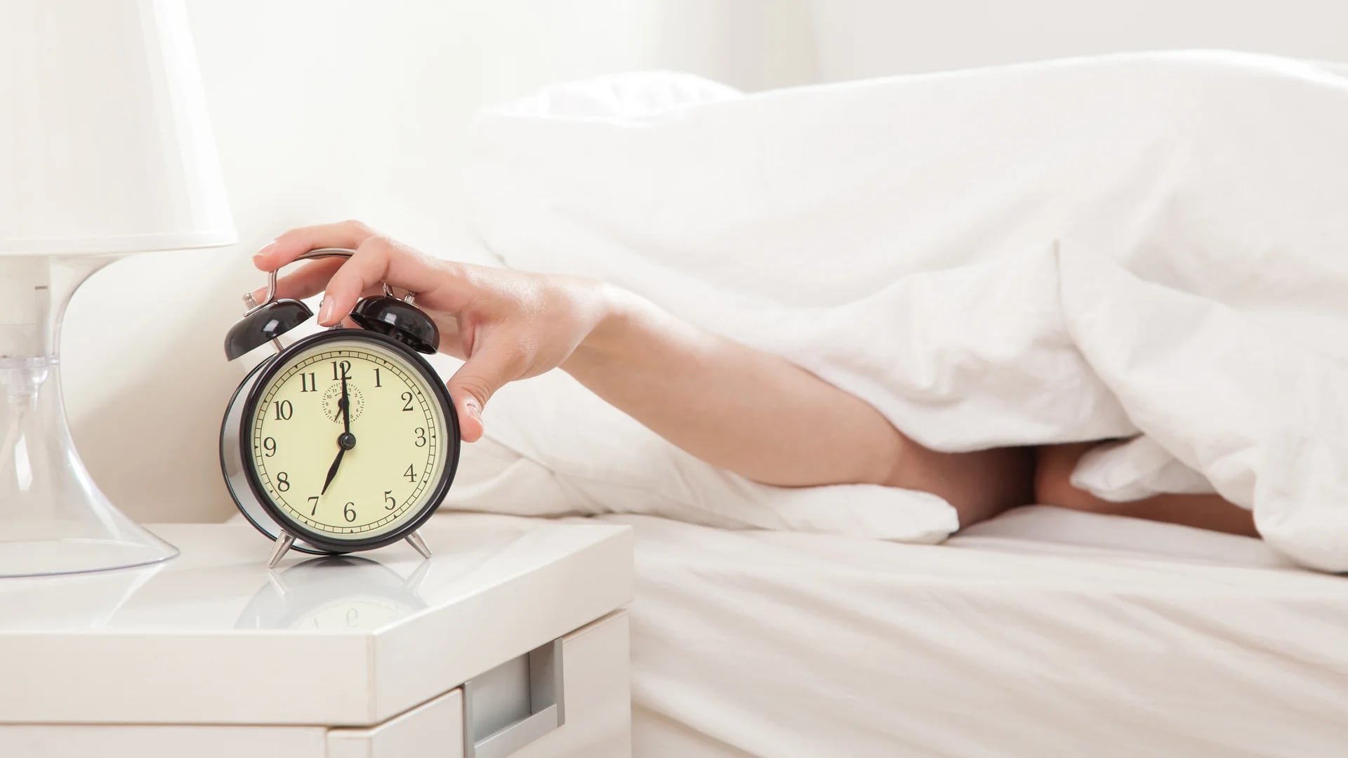 El jet lag social está asociado con una salud más pobre, enfermedades de corazón, peor estado de humor y una mayor fatiga y somnolencia
