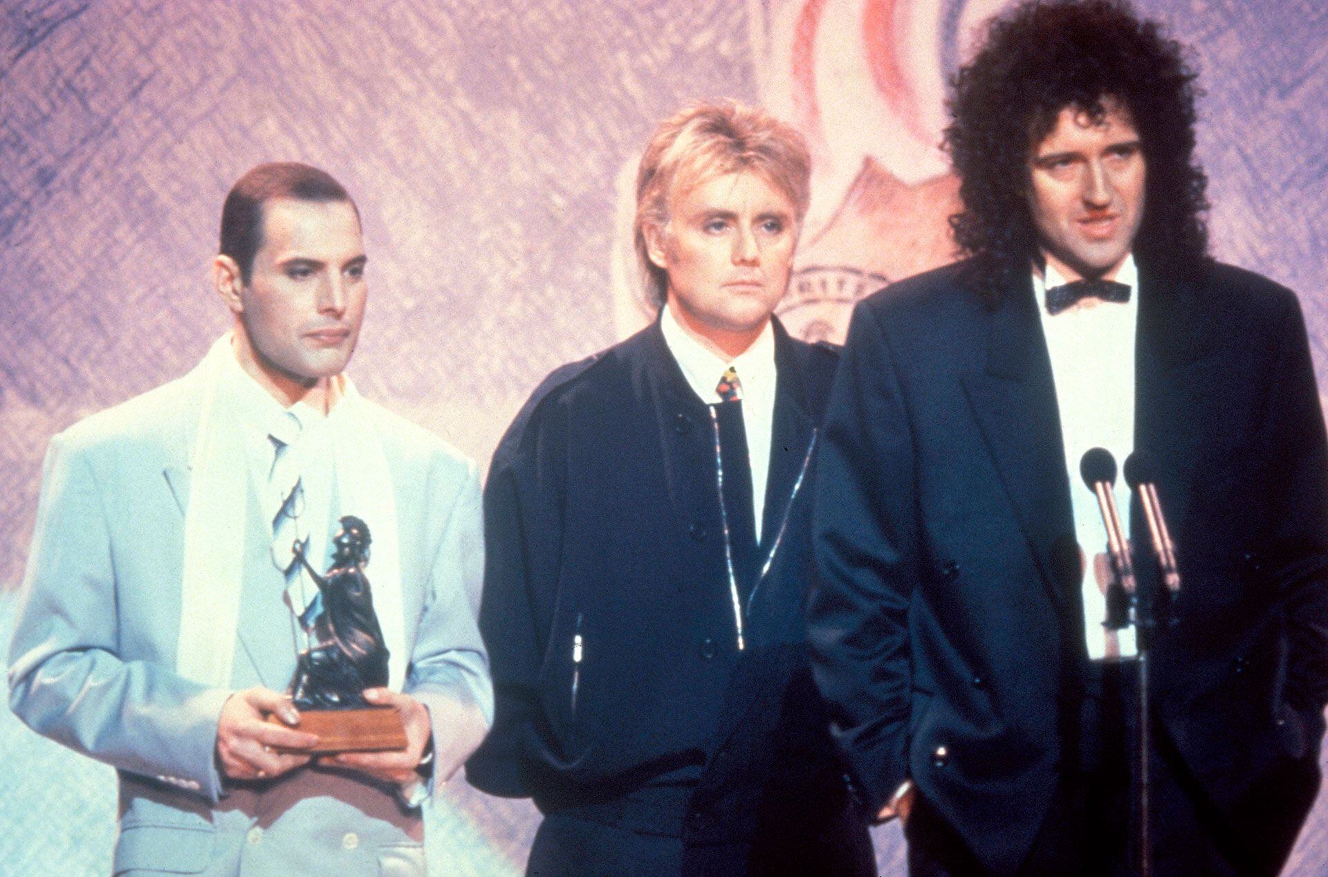 Queen en los Brit Awards de 1990 ultima aparicion Freddie Mercury
