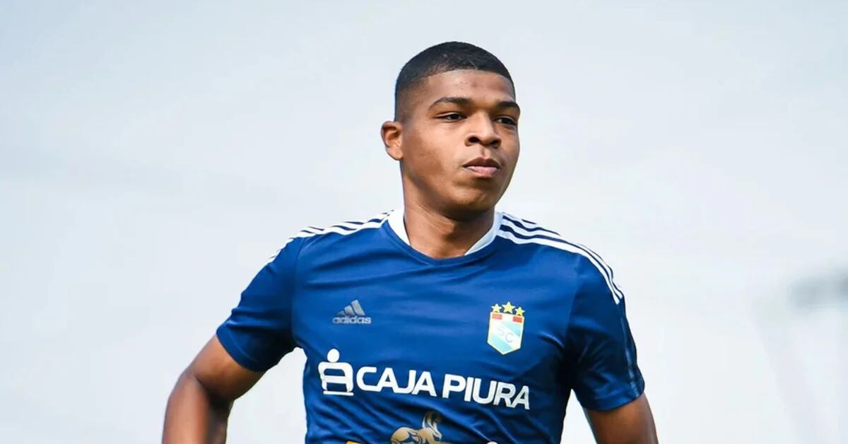 Percy Liza vai jogar no clube Marítimo da Liga Portuguesa