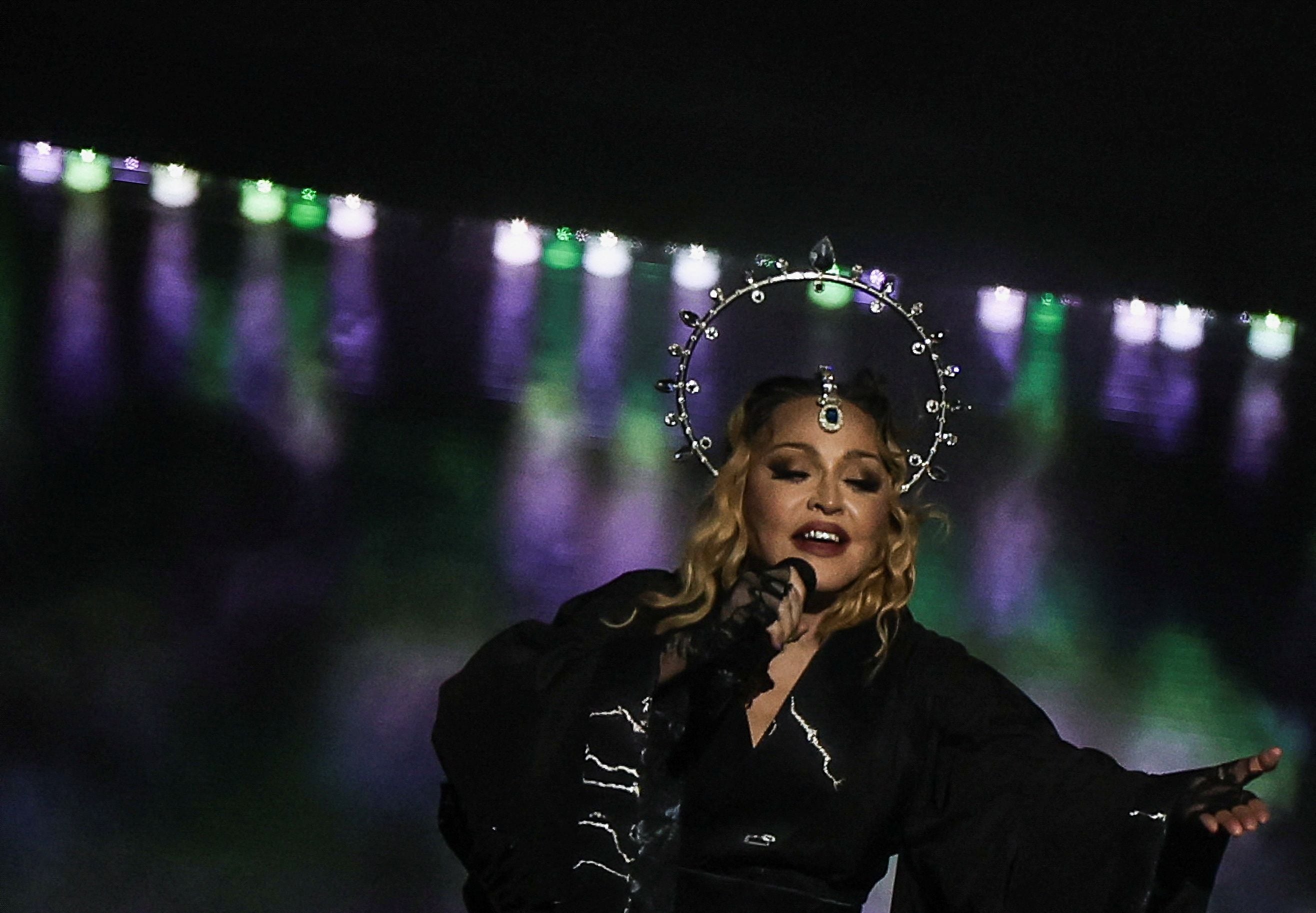 Entre las canciones que interpretó Madonna se encuentran  “Die Another Day”, “Don’t Tell Me”, “Express Yourself”, “La isla bonita” “Music” y más. (Créditos: REUTERS/Pilar Olivares)
