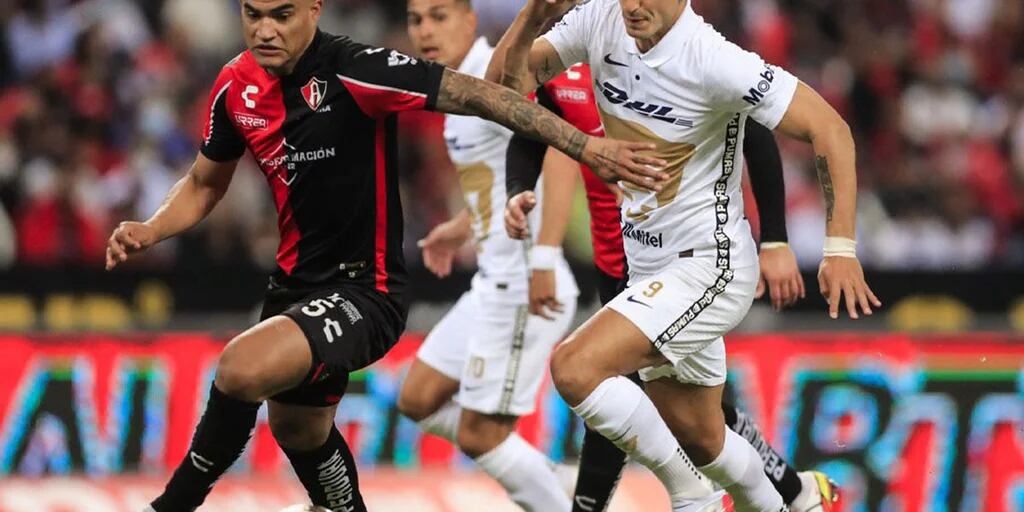 El Atlas de Anderson Santamaría y el León de Santiago Ormeño jugarán la final de la Liga MX 2021