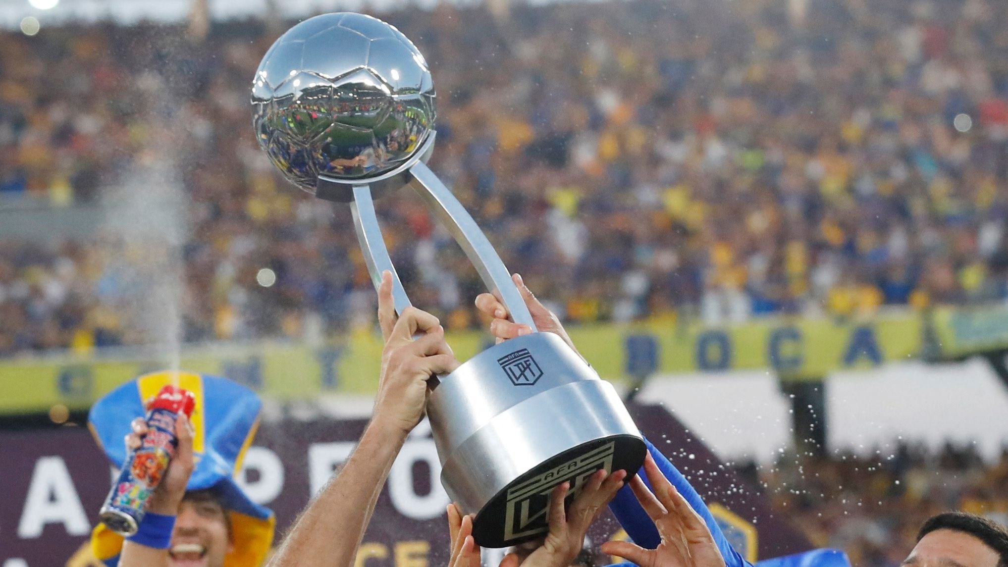 El fútbol argentino busca al campeón de la primera mitad de año (Foto: Reuters)
