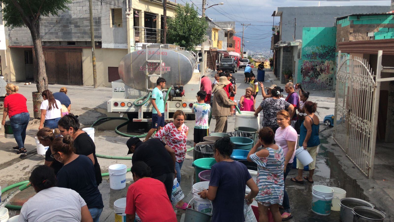 Conagua apoya en la crisis de escasez de agua en Monterrey, Nuevo León