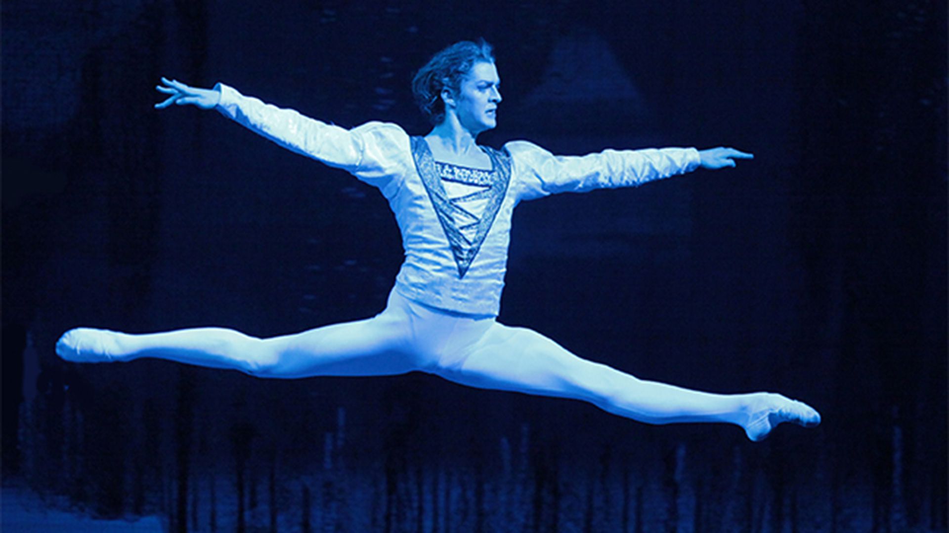 Alexander Volchkov se incorporó al cuerpo de ballet del Teatro Bolshoi en 1997