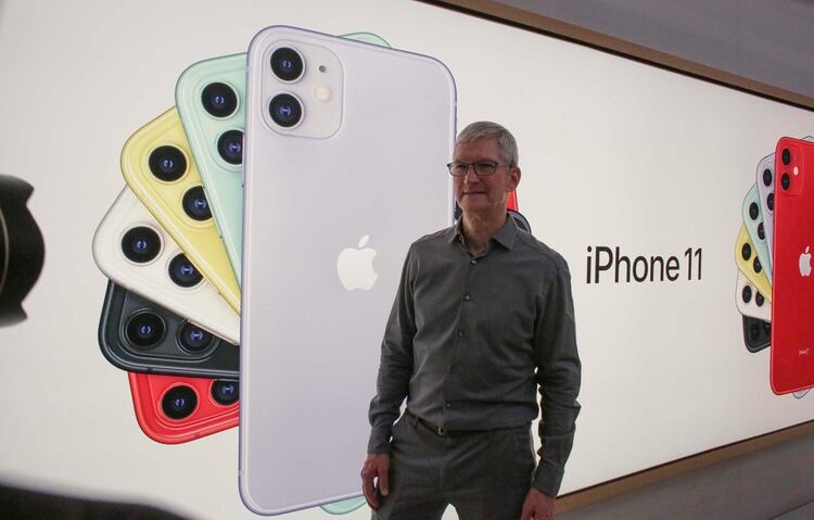 Tim Cook, CEO de Apple (Photo by Kena Betancur / AFP)