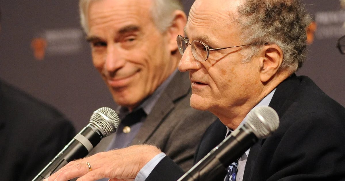 Who and what does Nobel laureate Thomas Sargent think, listening to Bulrich?