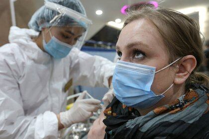 La vacuna rusa Sputnik V demostró tener una alta seguridad y eficacia. REUTERS/Pavel Mikheyev