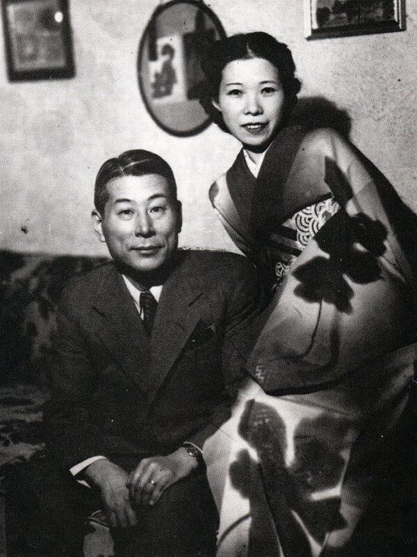 Sugihara, junto a su esposa, Yukiko.