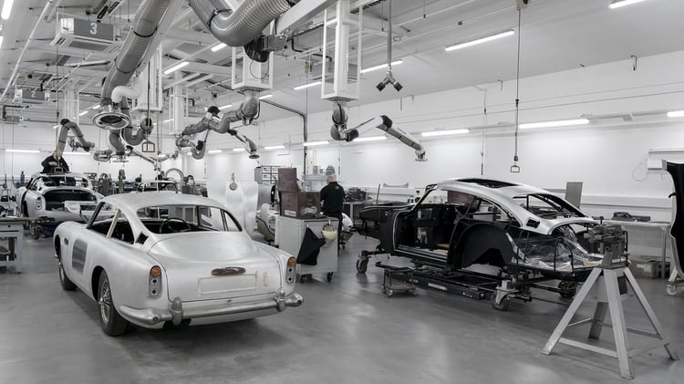 Aston Martin DB5 Goldfinger Continuation se hace en la misma fábrica donde se produjeron los modelos originales, en los 60.