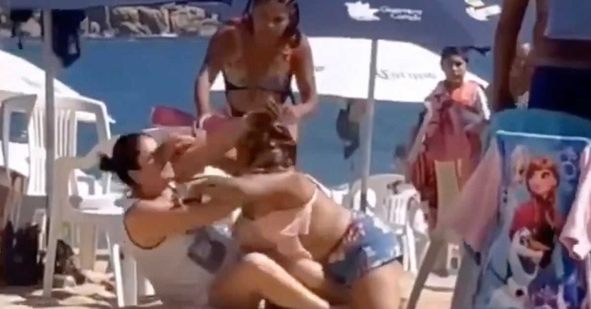 A flip-flop sparked a violent fight in a restaurant in Acapulco
