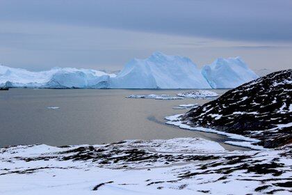 Icebergs cerca de un glaciar en Groenlandia
POLITICA INVESTIGACIÓN Y TECNOLOGÍA
MICHALEA KING