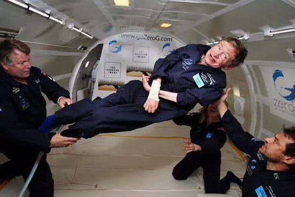 Stephen Hawking en Gravedad Cero