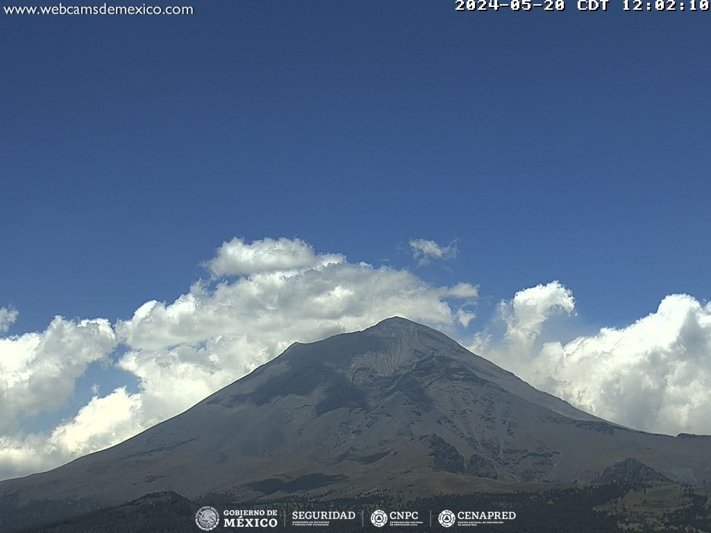 foto del volcán popocatépetl tomada el lunes 20 мая