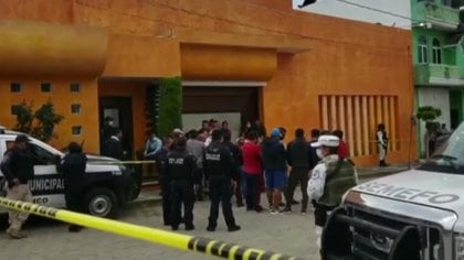 La policía marcó la escena del crimen Foto: Captura de pantalla de Noticieros Televisa