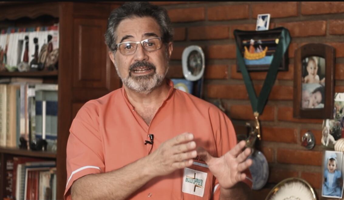doctor Claudio Santa María cáncer de mama