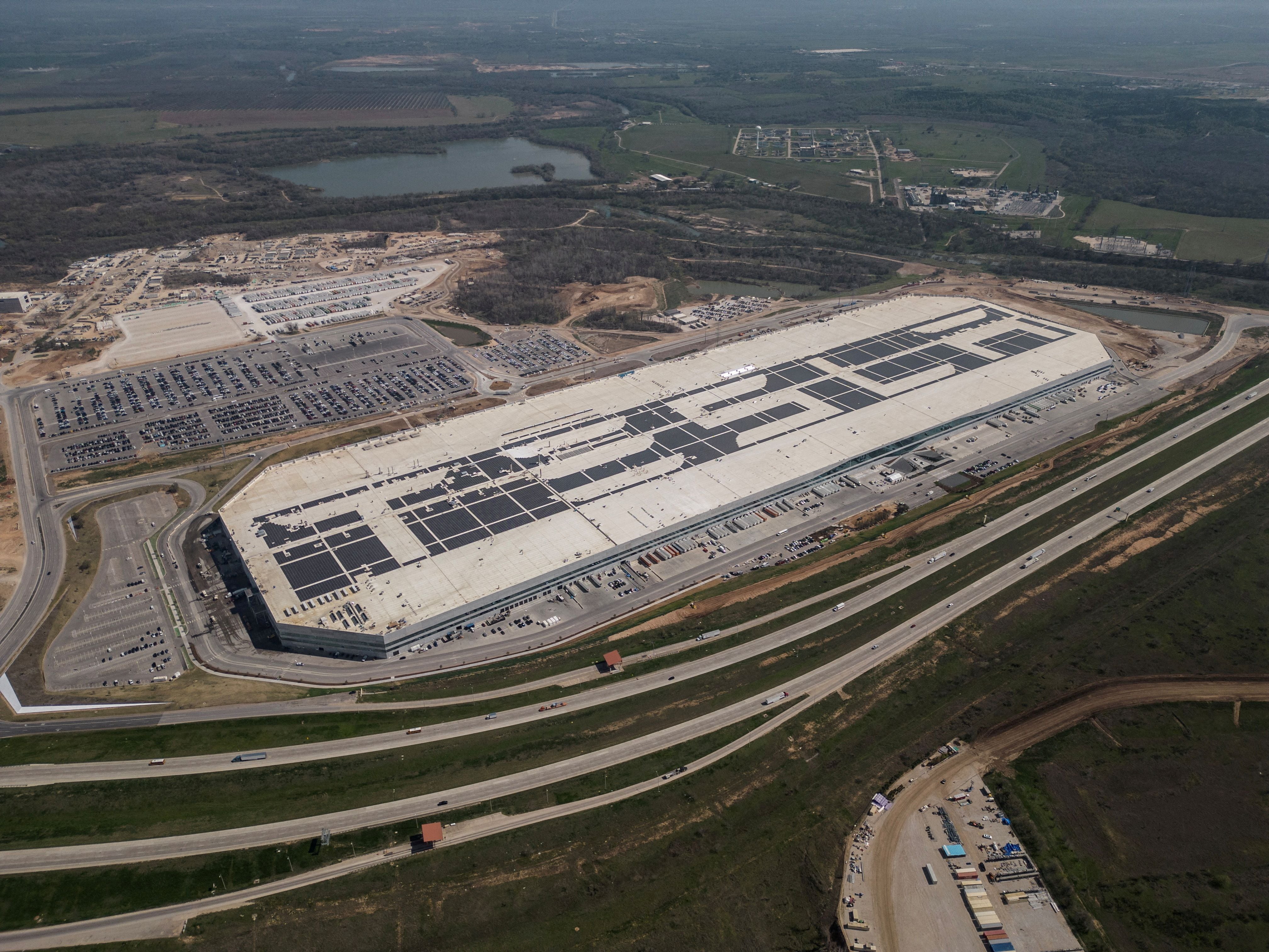Una vista aérea de la Gigafactory ubicada en Austin, Texas ( Reuters/Go Nakamura)