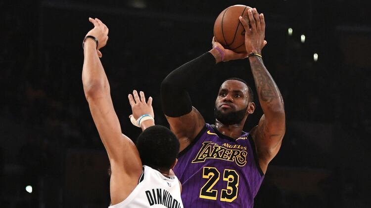 James no pudo lograr el objetivo de clasificar a los playoffs en su primera temporada en los Lakers., (USA TODAY Sports)