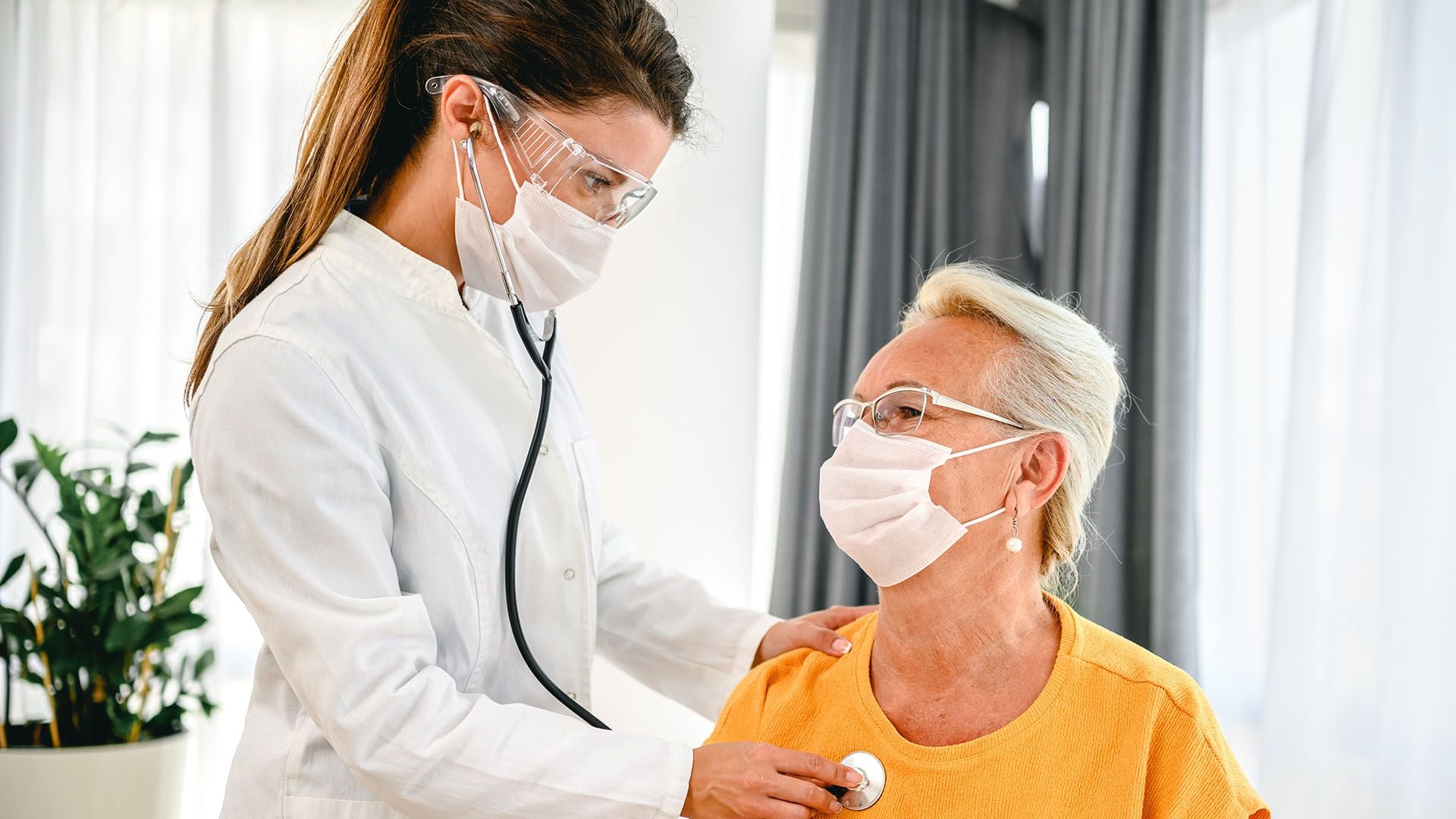 Tener buenos hábitos de salud retrasa el envejecimento celular (Getty)