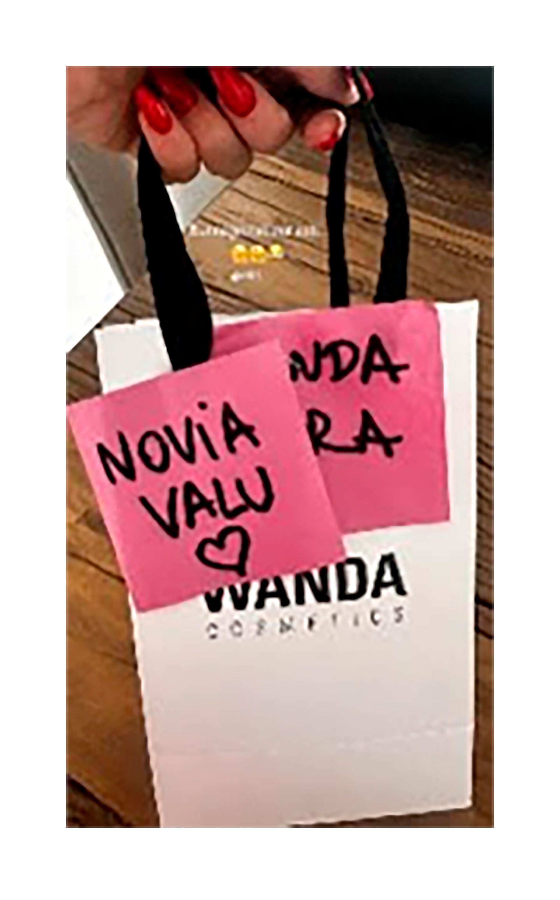 El regalo que Wanda le hizo a la novia de su hijo (Instagram)