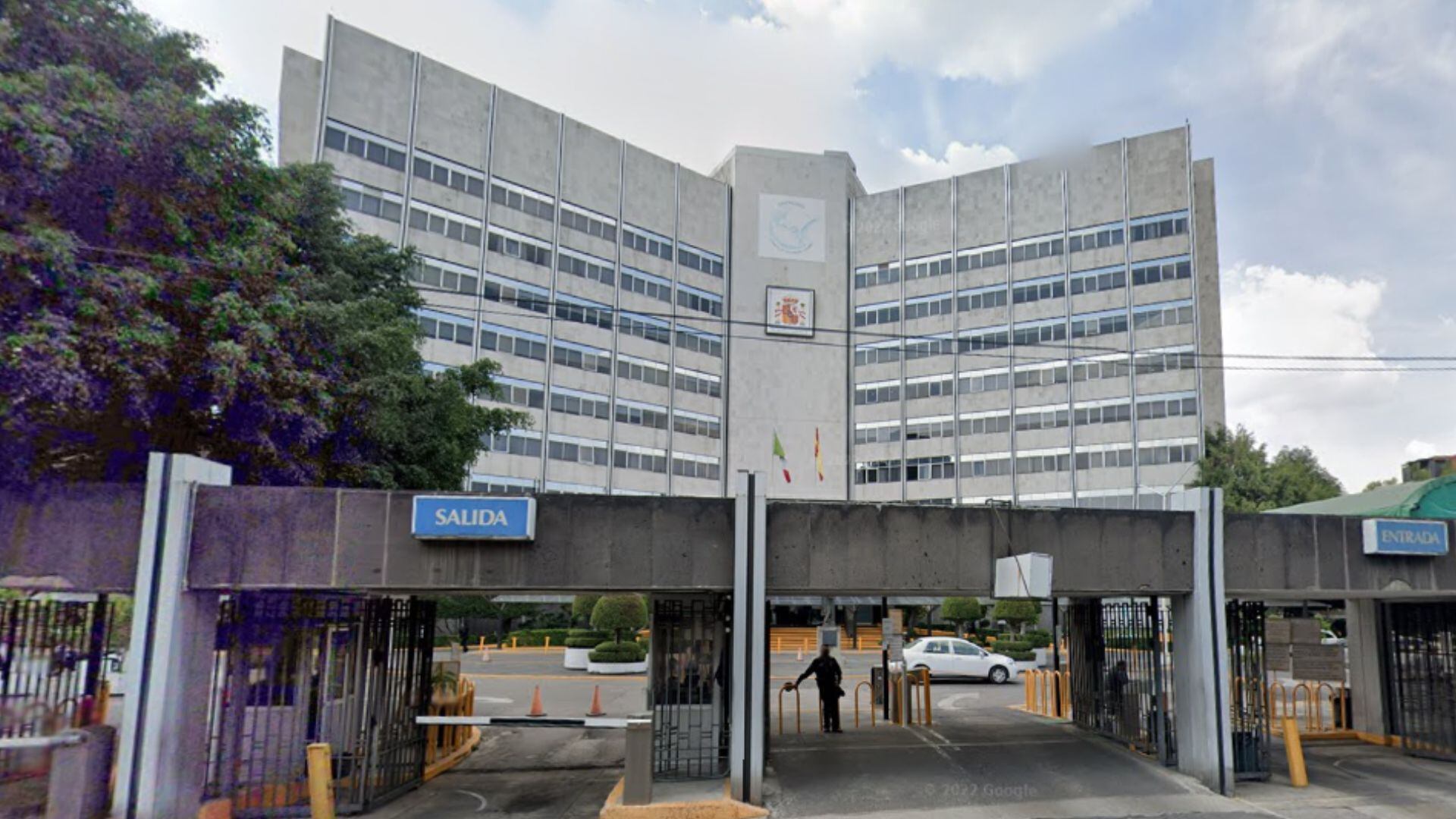 Al Hospital Español arribaron elementos de la SSC y la Fiscalía. (Google Maps)