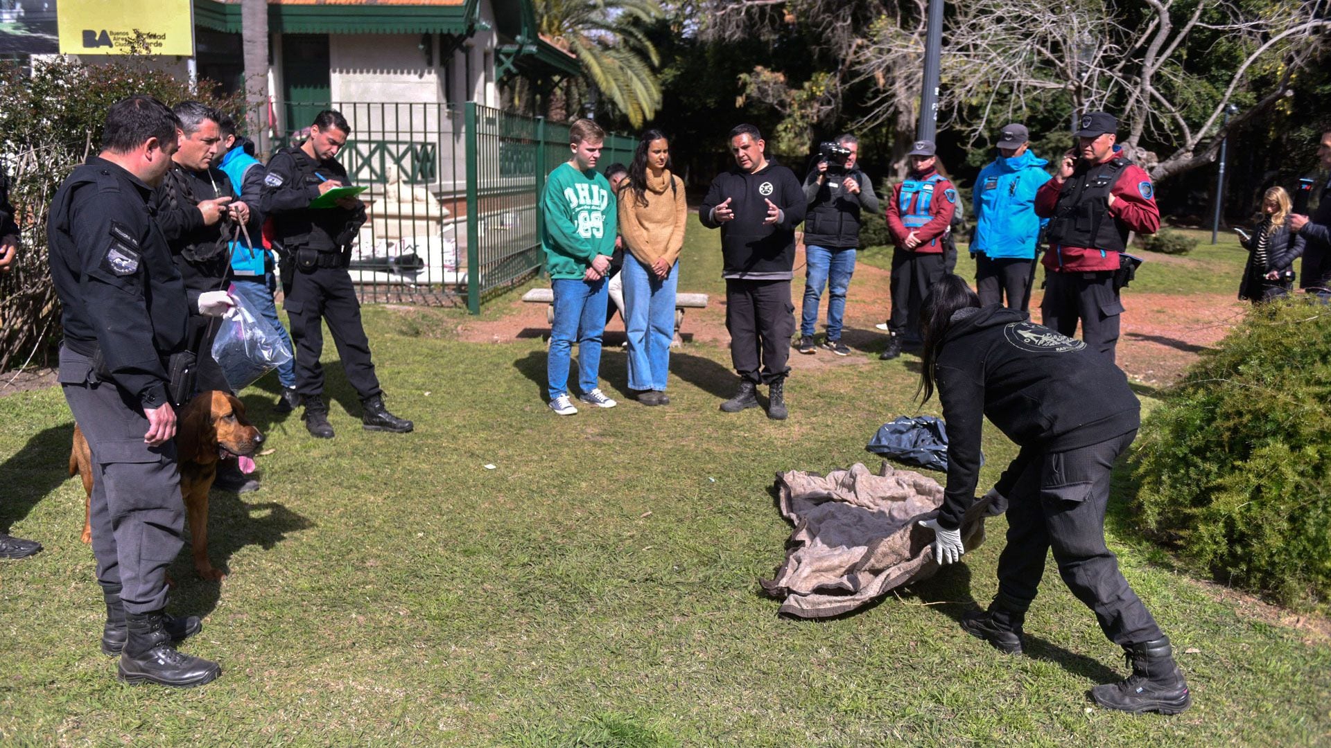 La frazada que marcó el can de la Policía Científica (Adrián Escándar)