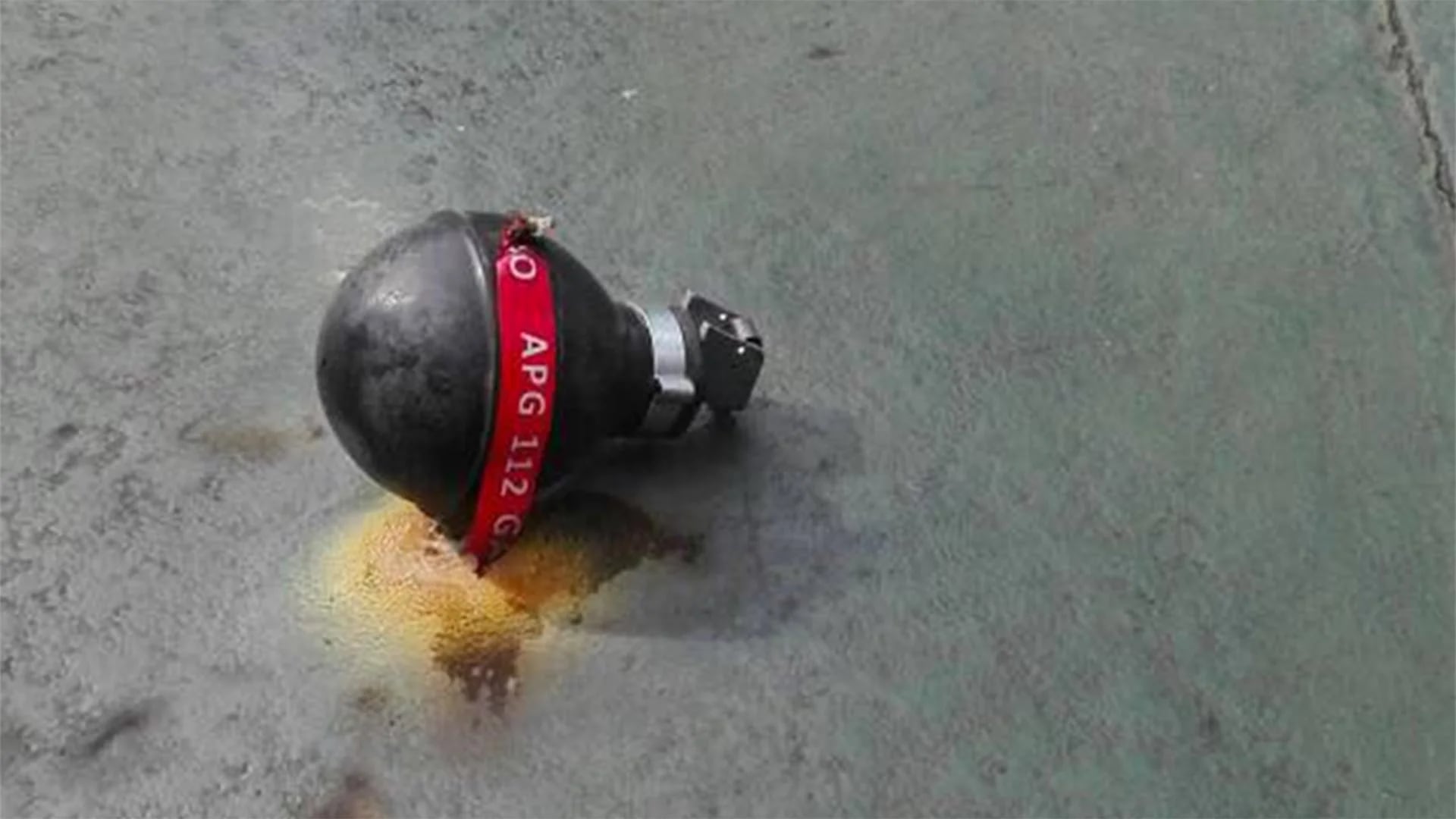 El régimen chavista reprime con gases lacrimógenos a los venezolanos