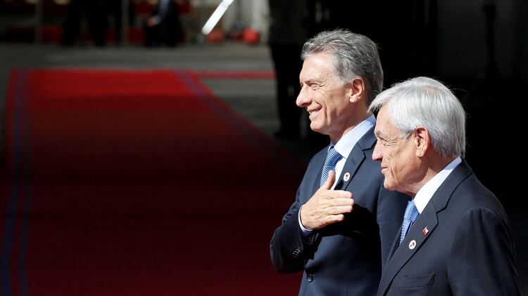 Piñera le pidió a Macri que abriera la cumbre cuando iba a realizarse en Chile. El Presidente saliente decidió cumplir con el compromiso, aunque la COP 25 se realice en Madrid (Foto: Rreuters)