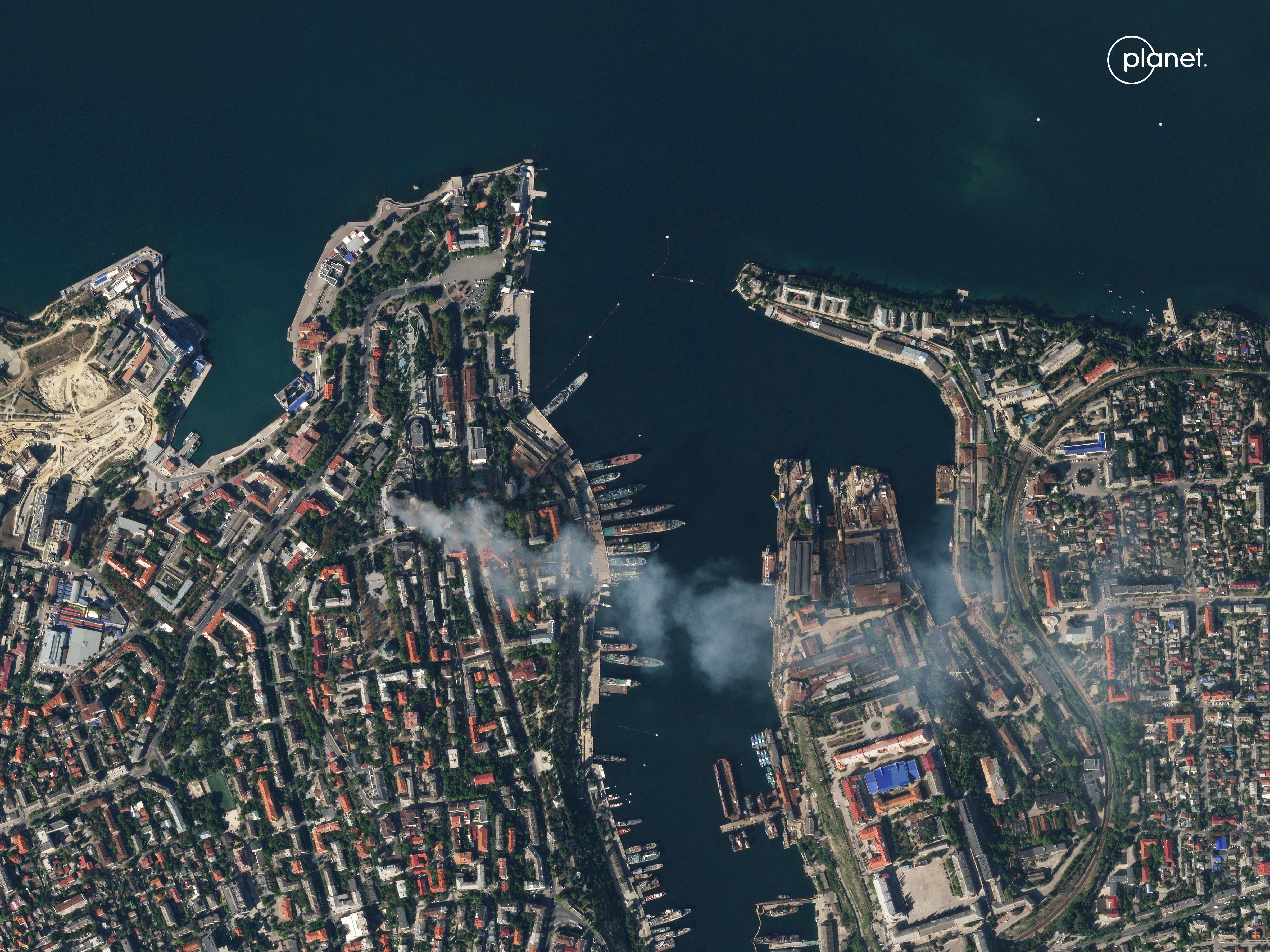 FOTO DE ARCHIVO. Las sirenas de ataque aéreo sonaron en Sebastopol, la ciudad más grande de Crimea (Planet Labs via AP)