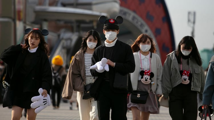 Tokyo Disneyland, en Urayasu, cerca de Tokyo, también cerró esta semana (AP Photo/Jae C. Hong)