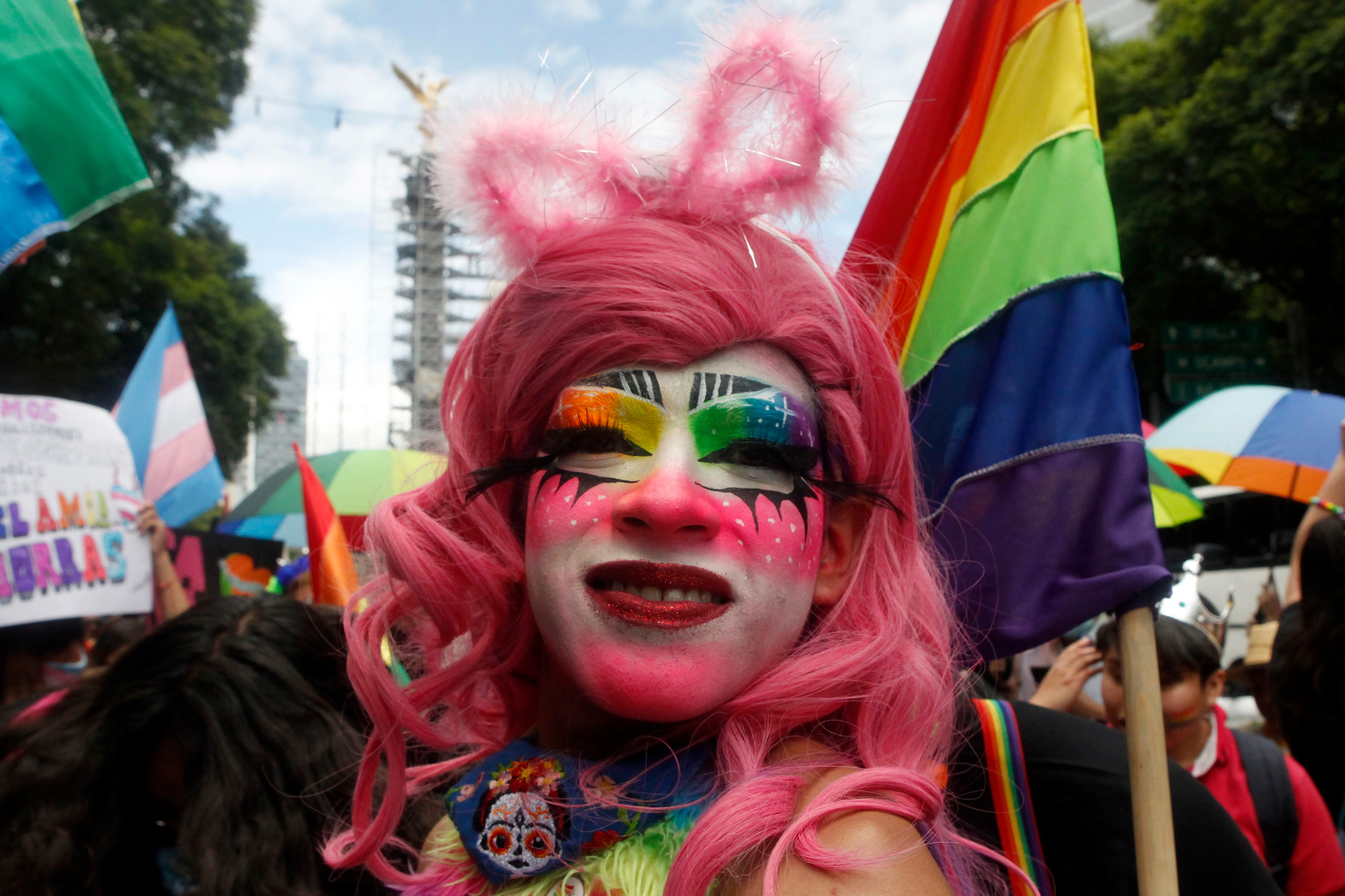 Marcha del Orgullo LGBTTTIQ en Ciudad de México recorre del Ángel de la Independencia al Zócalo capitalino. (Foto: Karina Herández / Infobae)
